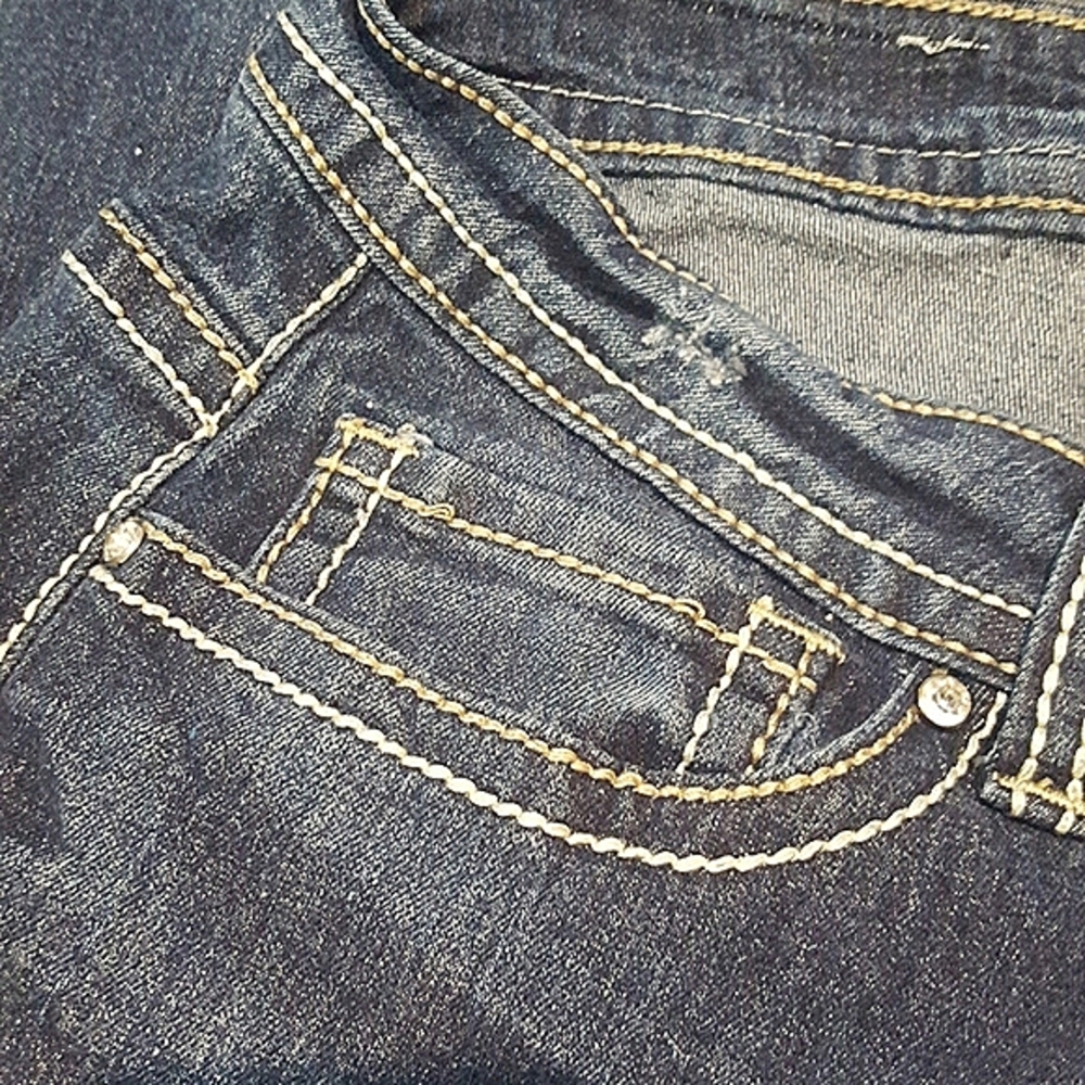 Red Rivet Skinny Cropped Jeans - Picture 3 of 10